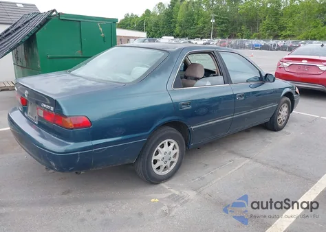 1998 Toyota Camry Le из США, поврежденный, VIN 4T1BG22K0WU372241